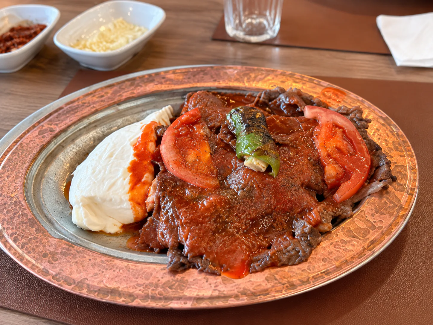Etçi Adam tereyağlı İskender tabağı
